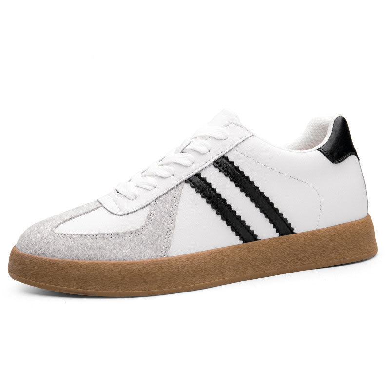 Moderne Alltagssneaker mit erhöhter Innensohle für mehr Halt