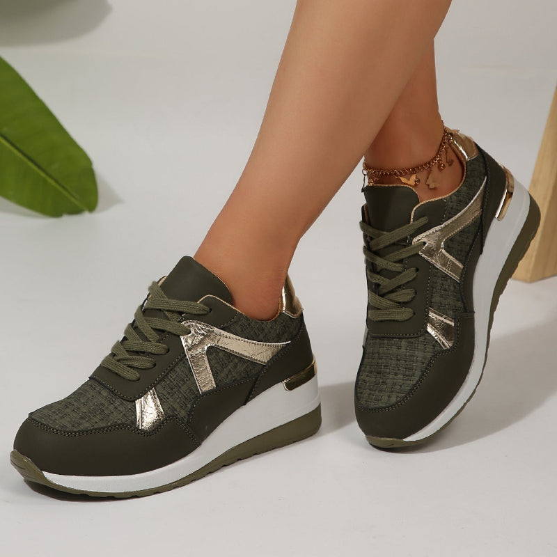 Modische Damen-Plateausneaker mit goldfarbenen Details – bequeme Trend-Sneaker mit rutschfester Sohle