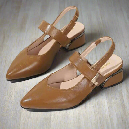 Braune Damen-Sandalen Spitzem Schnitt Fußunterstützung