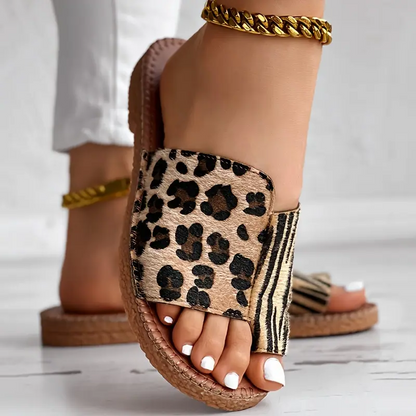 Comfortable Leopard Print Slippers for Everyday Wear – Breathable, Open Design with Secure Fit and Textured Sole 7
