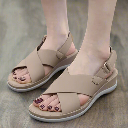 Comfort Sandals for Women with Arch Support – Ergonomic Walking Sandals for All-Day Comfort and Stability 3