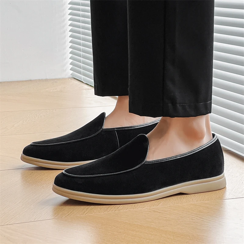 Kunstwildleder Slip-On Loafer Schwarz Gepolsterte Sohle