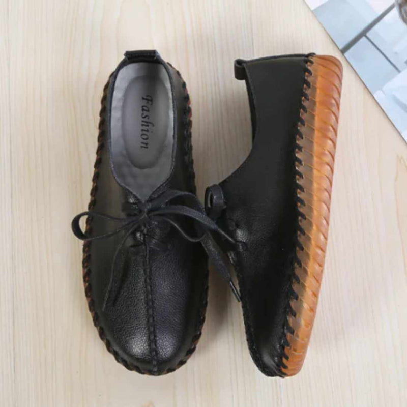 Bequeme orthopädische Low-Top-Schuhe mit flacher Sohle