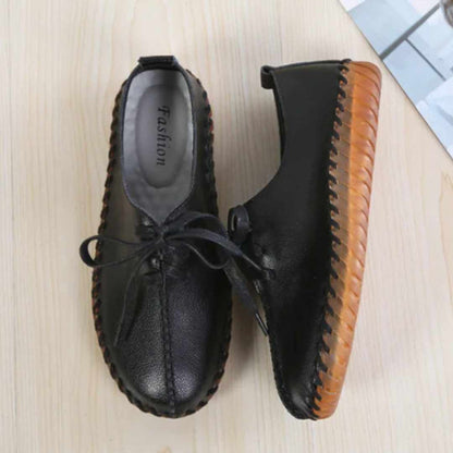 Bequeme orthopädische Low-Top-Schuhe mit flacher Sohle