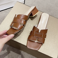 Braun – niedriger Absatz