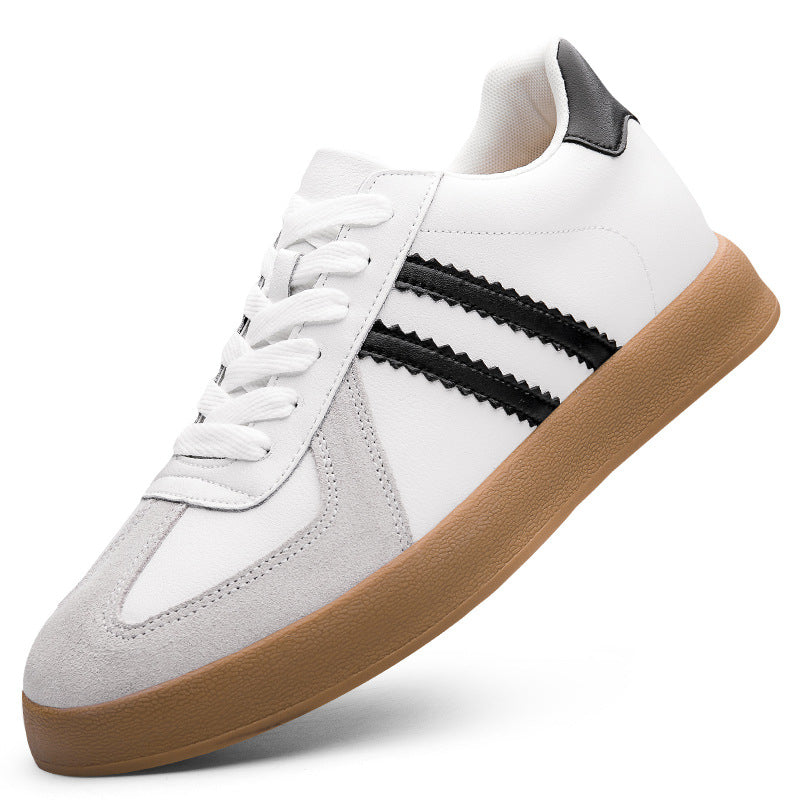 Moderne Alltagssneaker mit erhöhter Innensohle für mehr Halt