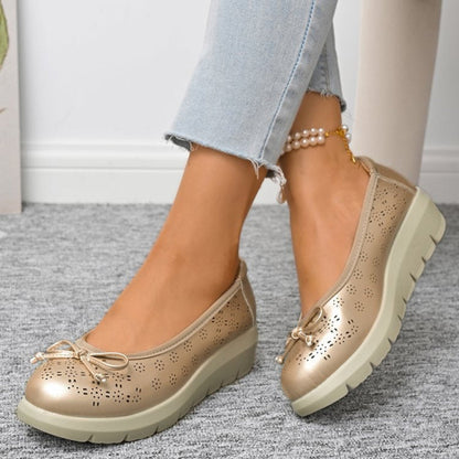 Bequeme Damen Ballerinas Gold Lochmuster Plateausohle