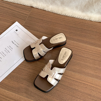 Elegante Damen Pantoletten mit Retro Charme und Keilsohle