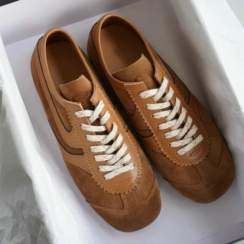 Klassische Ledersneaker mit Schnürung – Komfortable, zeitlose Damenschuhe