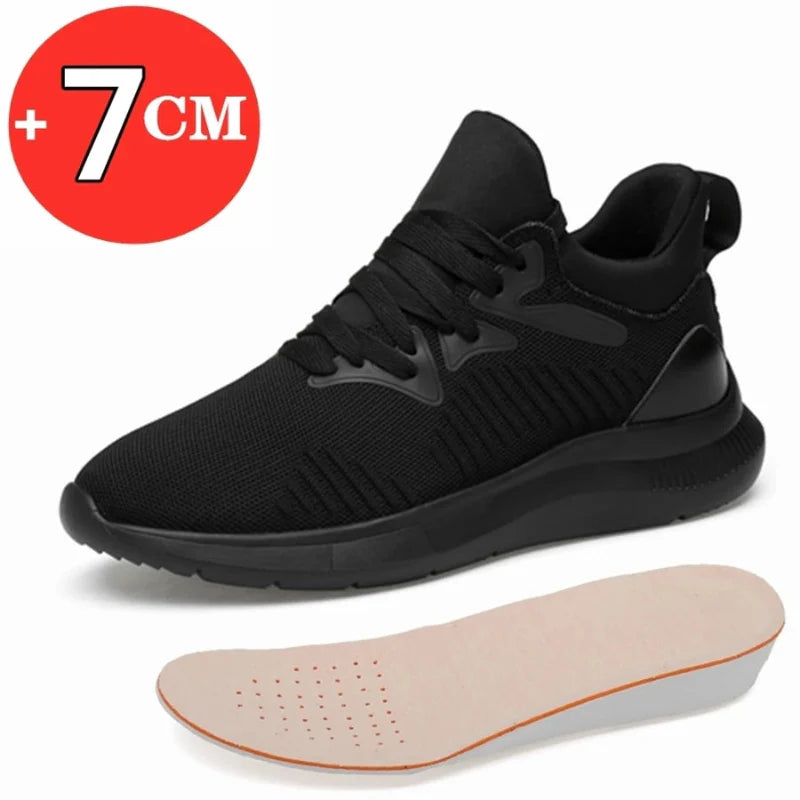 Stützende Sneaker mit versteckter orthopädischer Erhöhung