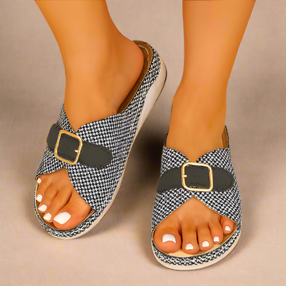 Bequeme orthopädische Sandalen für Damen gegen Ballenzehen